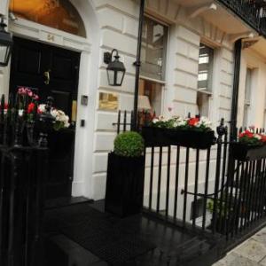 the Sumner Hotel