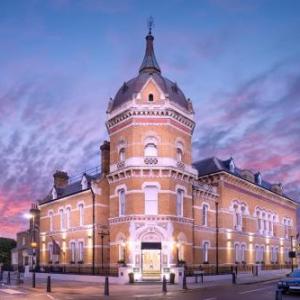 Lansbury Heritage Hotel London 