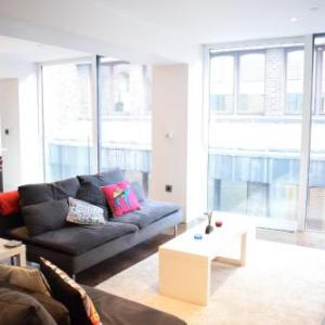 Exquisite 2-Bedroom Apartment In Bank London