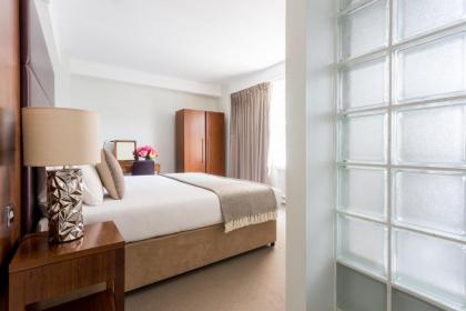 Dolphin House Serviced Apartments - image 12