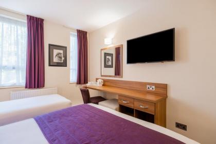 Quality Hotel Hampstead - image 16