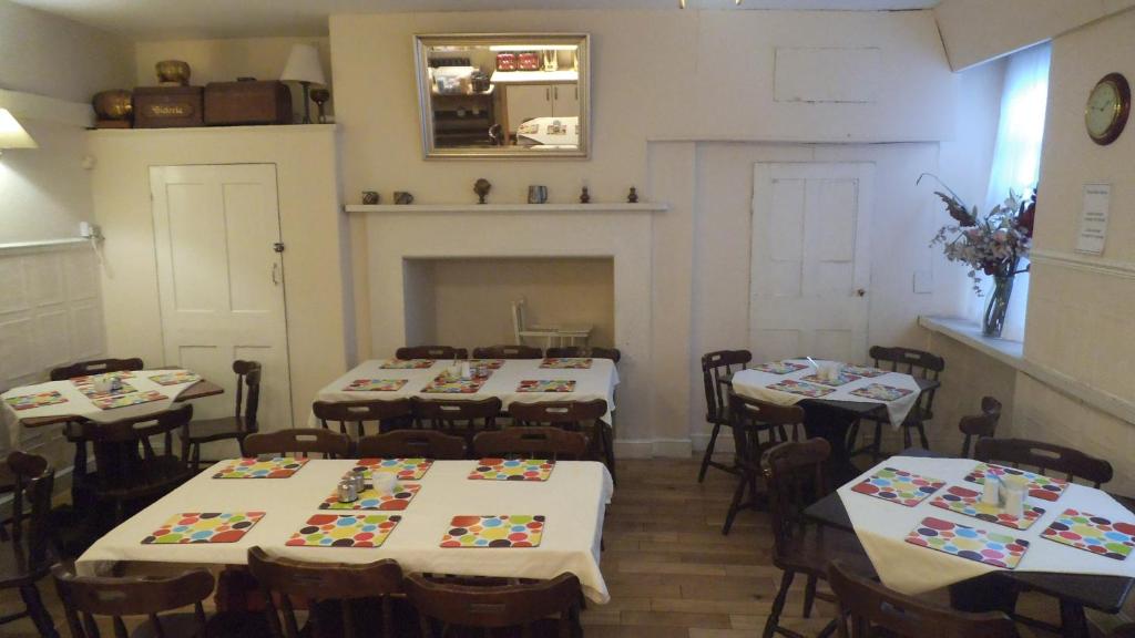 Arran House Hotel - image 2
