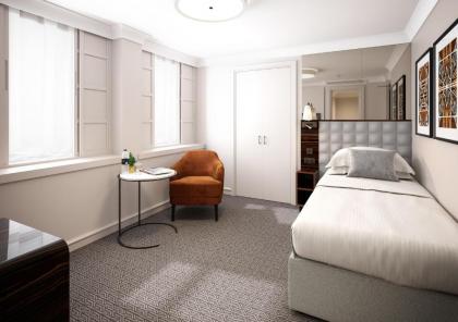 Strand Palace Hotel - image 10