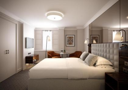 Strand Palace Hotel - image 19