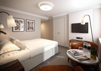 Strand Palace Hotel - image 20
