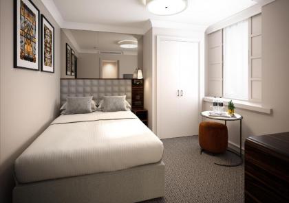 Strand Palace Hotel - image 4