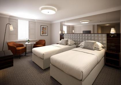 Strand Palace Hotel - image 7