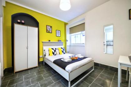 Central London Vacation Rentals - image 1