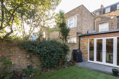 Fulham 4 bed family home & garden 5min from tube - image 14