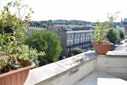 Sunny 2 bedroom flat between Camden Town & Primrose Hill - image 12