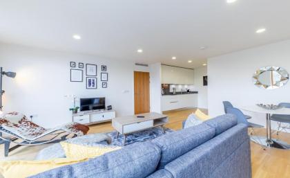 1 Bedroom Stylish Apartment near Regents Park FREE WIFI & AIRCON by City Stay Aparts London - image 16