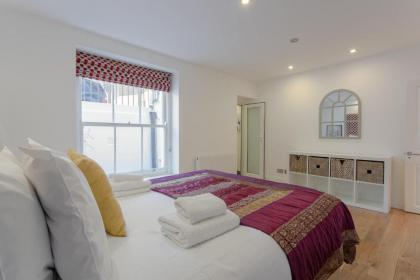 2 Bedroom Victorian Flat in the Heart of Islington - image 12