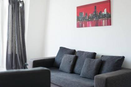 Trendy 1BR Home in Islington with Balcony! - image 7