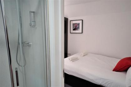 TBH Guest House - image 10