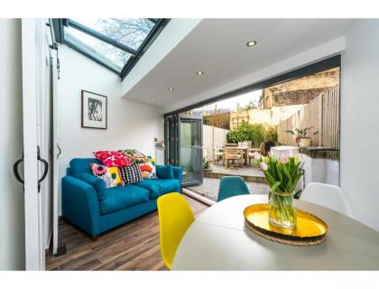 Pass the Keys - Modern & Stylish Garden Home in Islington