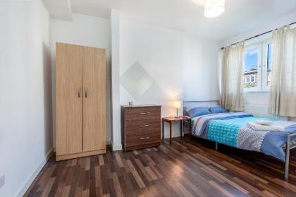 THORNABY HOUSE - DELUXE GUEST ROOM 2 in London