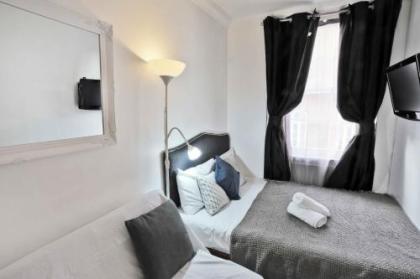 Magical & Charming 8 rooms Covent Garden TownHouse - image 19