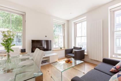  BEAUtIFUL 3BR FLAt   IN tHE HEARt OF FItZROVIA  