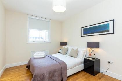 Spacious 3 Bedroom Apartment in Hammersmith - image 19