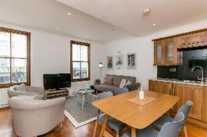 Smart London apartment for 3 guests - image 3