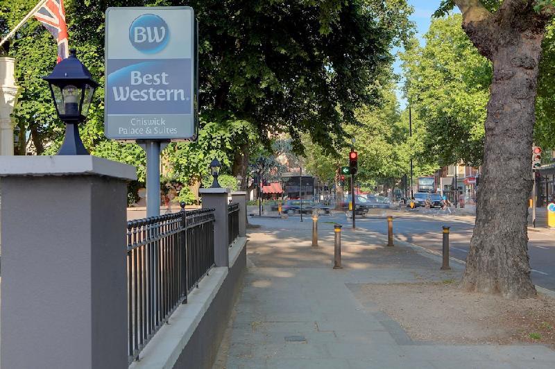 Best Western Chiswick Palace & Suites London - image 2