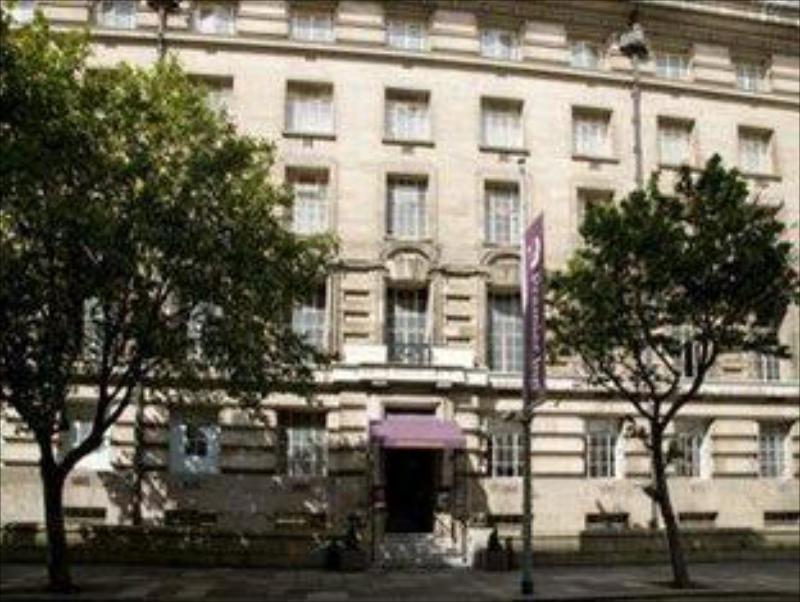 Premier Inn London County Hall - image 4
