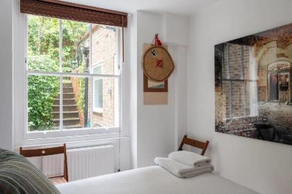 Fantastic 2 bedroom flat in the heart of London - image 10