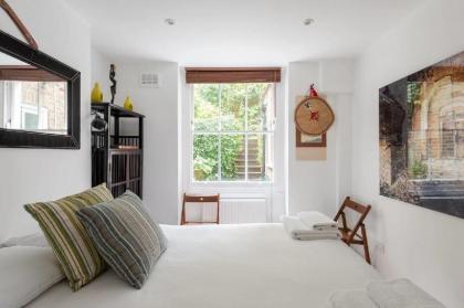 Fantastic 2 bedroom flat in the heart of London - image 9