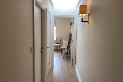 Lovely apartment in Fulham Road - image 14