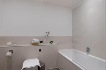 homely – Central London Prestige Apartments Camden - image 20