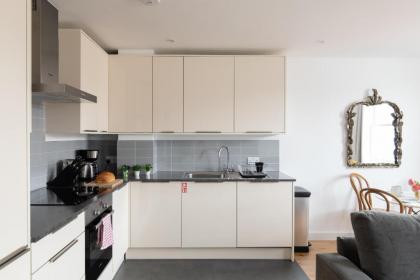 homely – Central London Prestige Apartments Camden - image 6