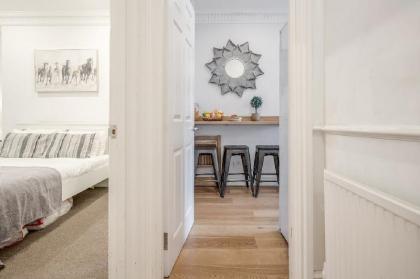 Beautiful apartment next to Covent Garden Market - image 6