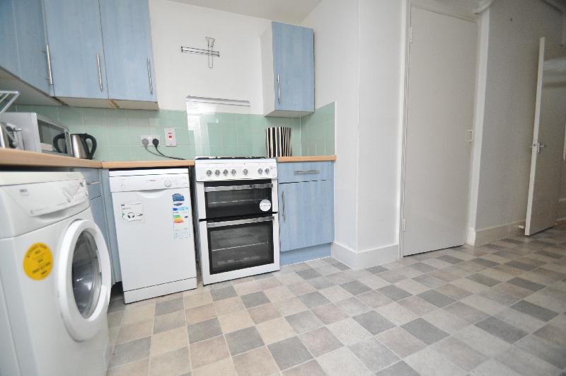 Large Garden flat in the heart of Islington - image 2