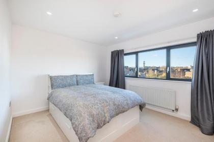2 Bed Apartment ISLINGTON - SK - image 1