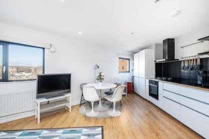 2 Bed Apartment ISLINGTON - SK - image 12