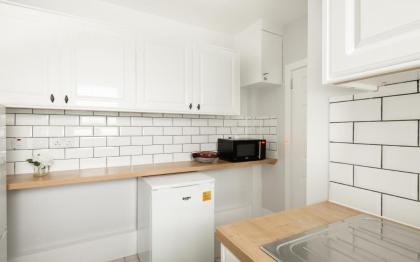 Beautiful Central 4 Bedroom Apart next2 KingsCross - image 13