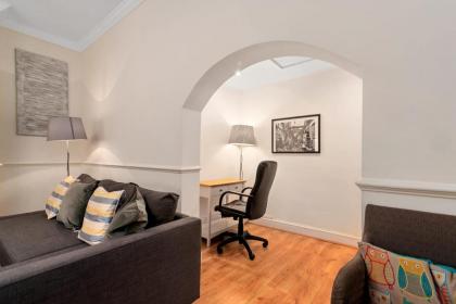 GuestReady - Classy Vibes in Notting Hill - image 10