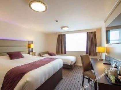 Premier Inn London Kingston Upon Thames - image 15
