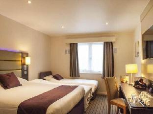 Premier Inn London Kingston Upon Thames - image 3