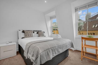 Two Bedroom Serviced Apartment in Artillery Lane