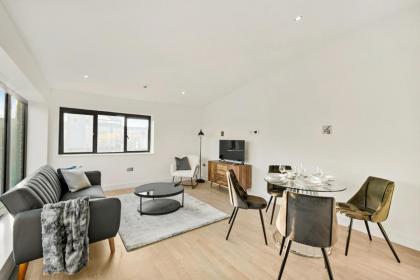 Executive 1 & 2 Bed Apartments in heart of London FREE WIFI by City Stay Aparts London - image 23