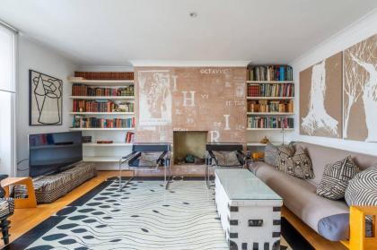 Chic Top Floor Apartment in the heart of Notting Hill Ladbroke Grove - image 10
