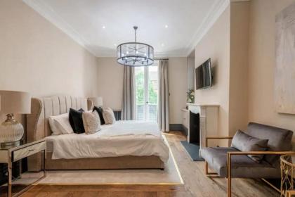Luxurious & Central 3BD House - Chelsea London