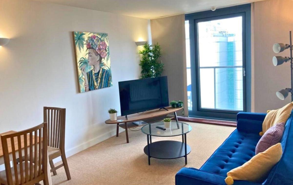 London Canary Wharf Stunning Spectacular One Bed - main image