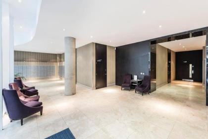 Great One Bedroom Flat in Canary wharf London - image 4