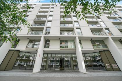 Great One Bedroom Flat in Canary wharf London - image 9