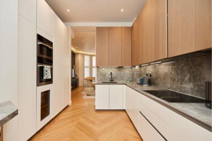 The Chelsea Wonder - Spacious 3BDR Flat with Terrace  Garden - image 3