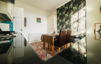 Stylish 2 Bedroom Flat in Camden Town - image 20