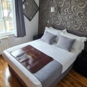 Hotel 82 London