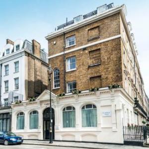 the Castleton Hotel 